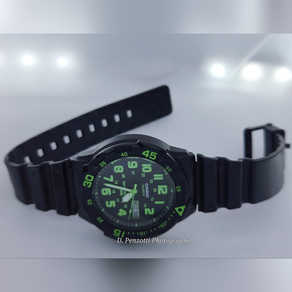 CASIO watch - Picture 2 of 16